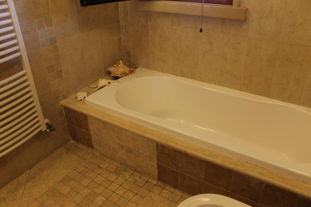L'Albero Dei Limoni B&B Таранто Екстериор снимка
