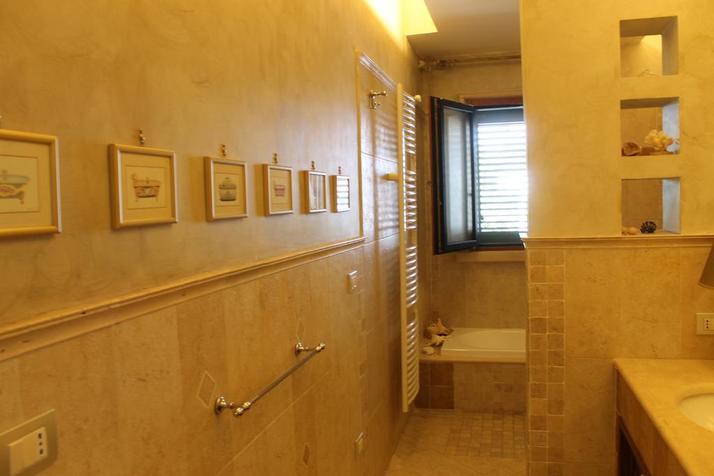 L'Albero Dei Limoni B&B Таранто Екстериор снимка