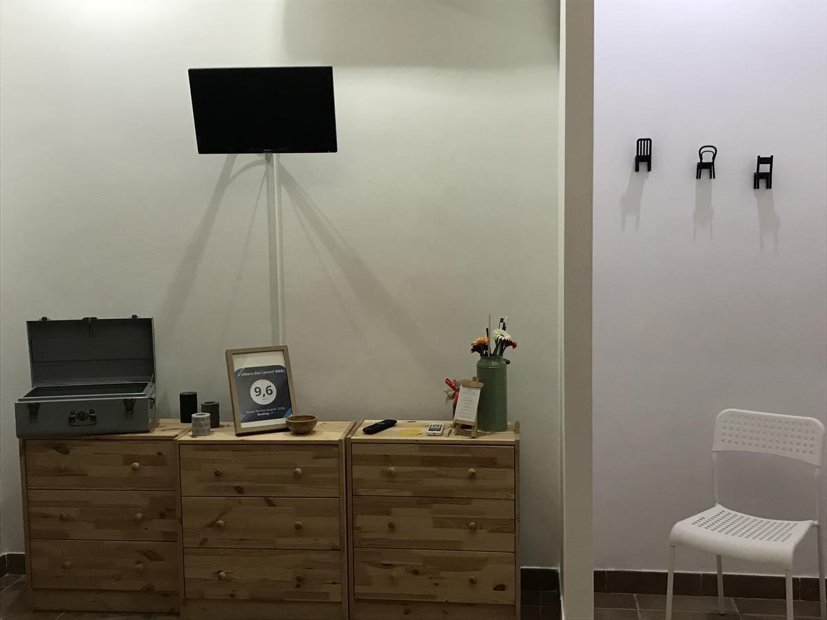 L'Albero Dei Limoni B&B Таранто Екстериор снимка